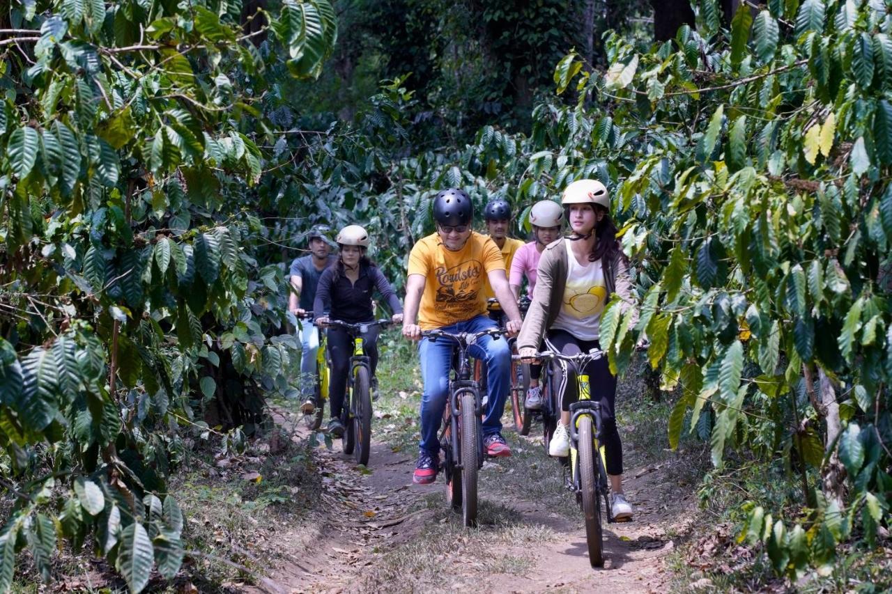 Gokulam Grand Resort & Spa, Coorg Kushalnagar Ngoại thất bức ảnh